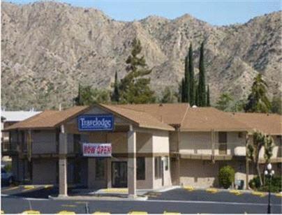 Travelodge Inn & Suites By Wyndham Yucca Valley/Joshua Tree Dış mekan fotoğraf